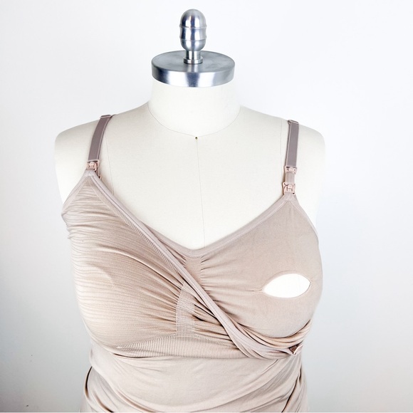 KB • Sublime Hands Free Pumping and Nursing Tank - Picture 7 of 10